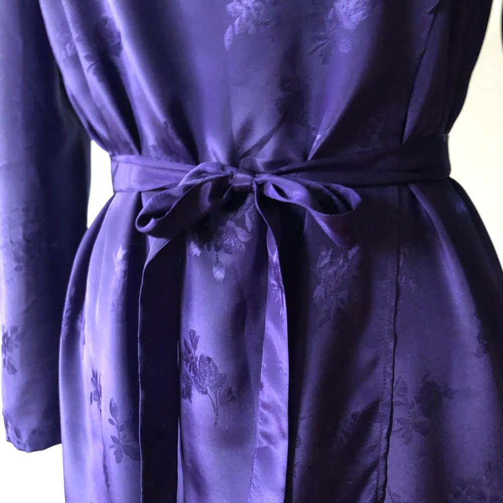 S small purple floral pattern puff shoulder long sleeve waist tie vintage dress